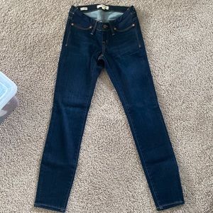 Madewell maternity jeans. Never been worn. Size 25